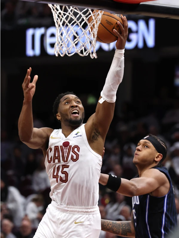 魔术横扫76人，利拉德扛起全队