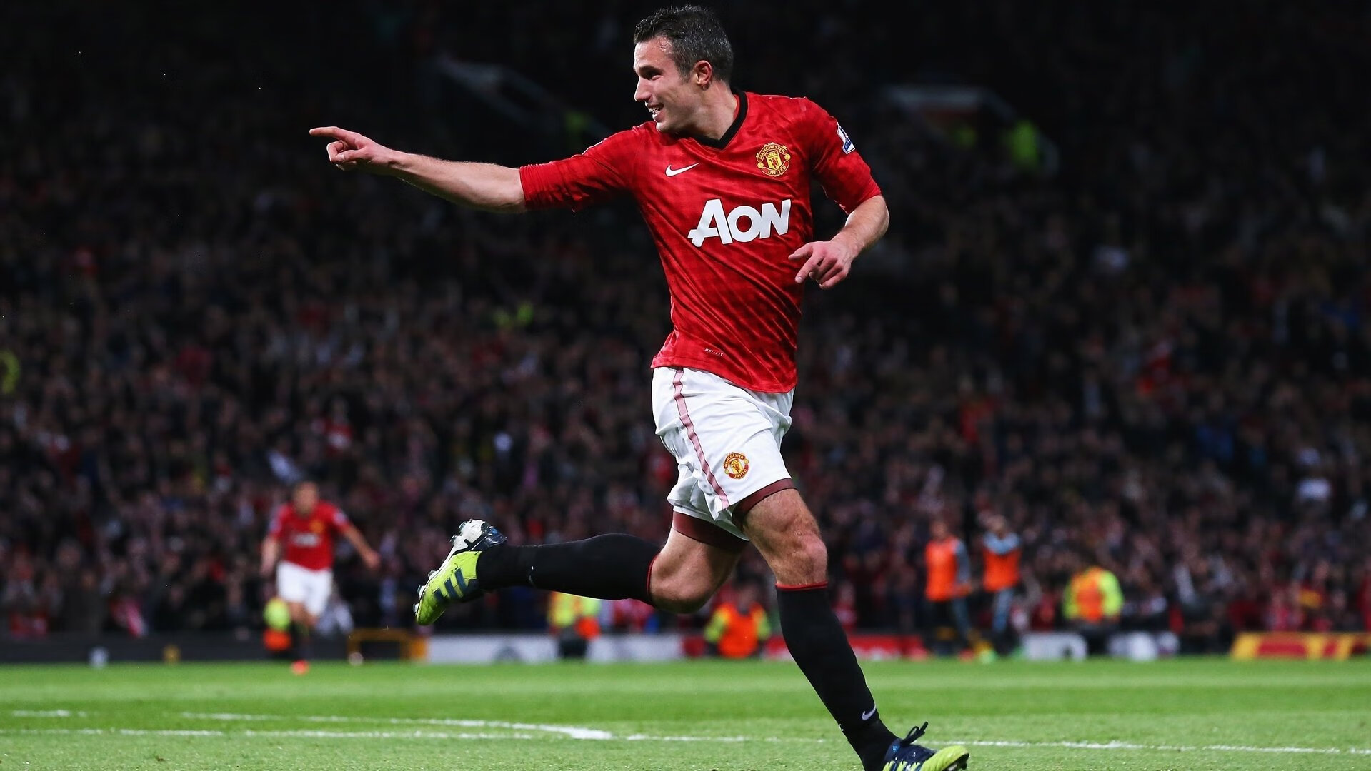 绿茵场内外的力量叙事，当委内瑞拉压制厄瓜多尔，拉什福德正状态火热